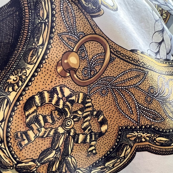 Hermes ‘Grand Apparat’ Scarf. 100% Silk.Equestrian motif. Artist Jacques Eudel. - Picture 15 of 15